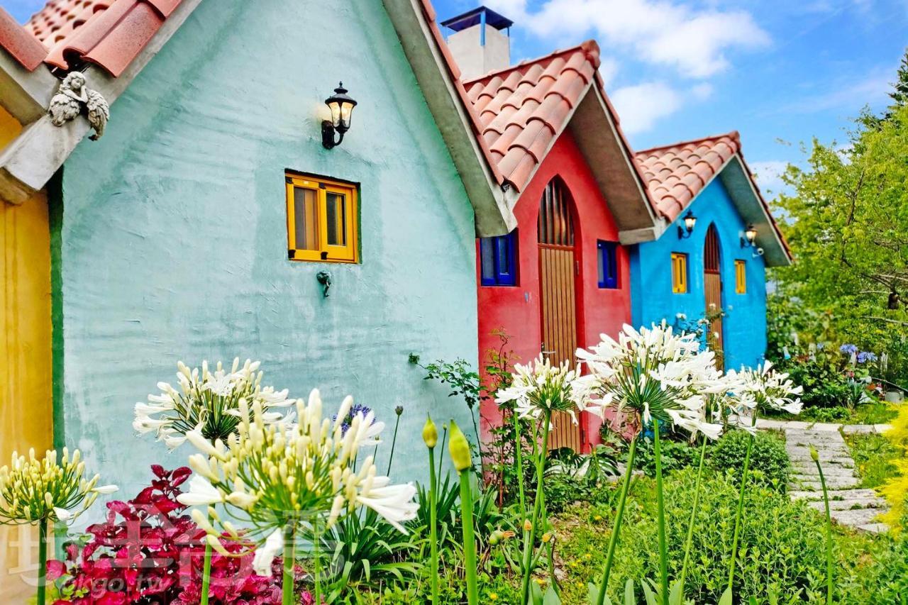 Bed and Breakfast Moose & Squirrel Renai Exterior foto